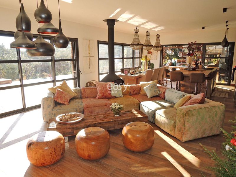 location scouting agency specializing in Marseille and its surrounding areas